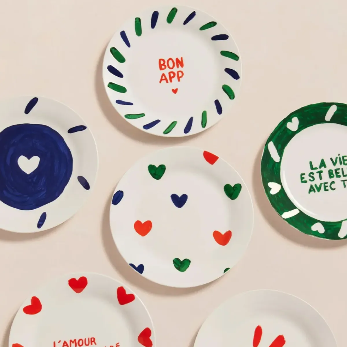 émoi émoi Assiette Coeurs All-Over > Fabriqué En Europe|Assiettes & Couverts