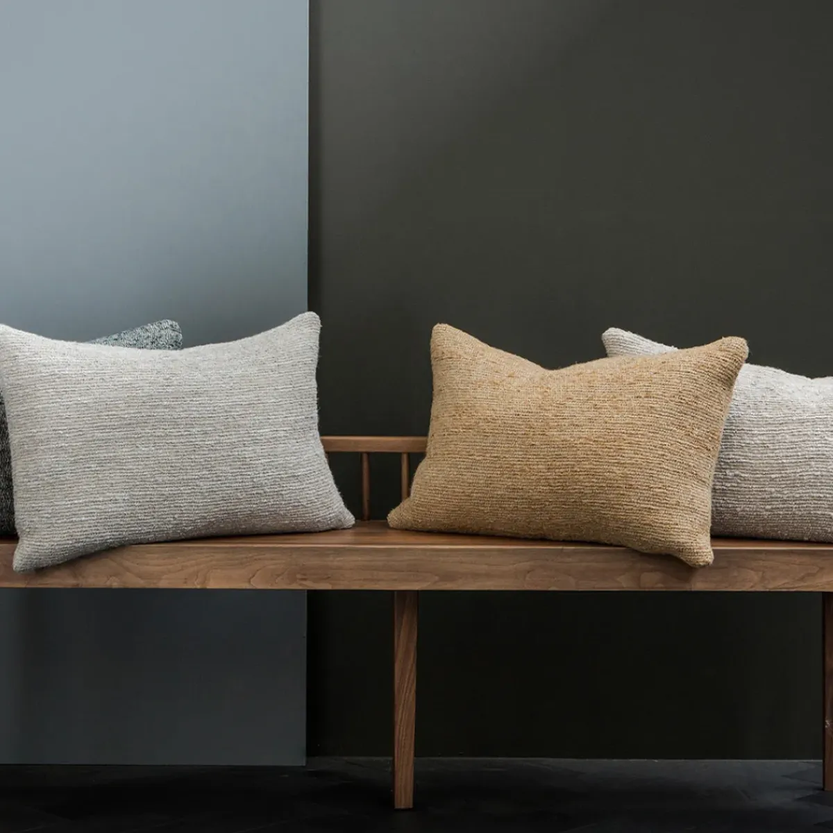 Ethnicraft Banc Spindle Chêne > Poufs & Bancs