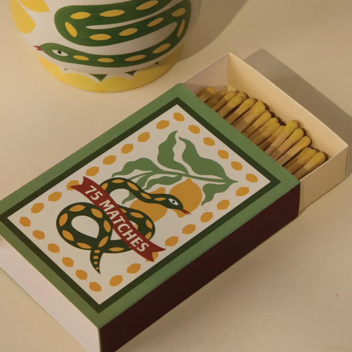 Sélectionné par Fleux Boîte d'allumettes A Dopo - Snake > Bougies, Bougeoirs Et Allumettes
