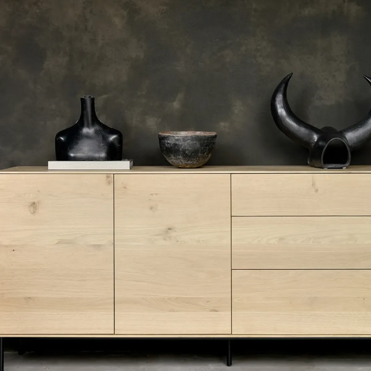 Ethnicraft Buffet Whitebird en chêne - 2 portes, 3 tiroirs > Buffets, Armoires & Commodes