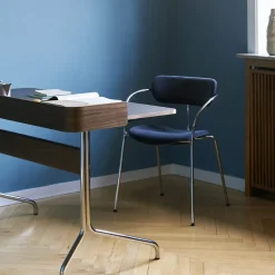 And Tradition Bureau Pavilion AV17 Linoleum Iron 4178 - Noyer / Pieds Chrome > Bureaux & Secrétaires