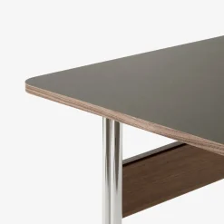 And Tradition Bureau Pavilion AV16 Linoleum Iron 4178 - Noyer / Pieds Chrome > Bureaux & Secrétaires