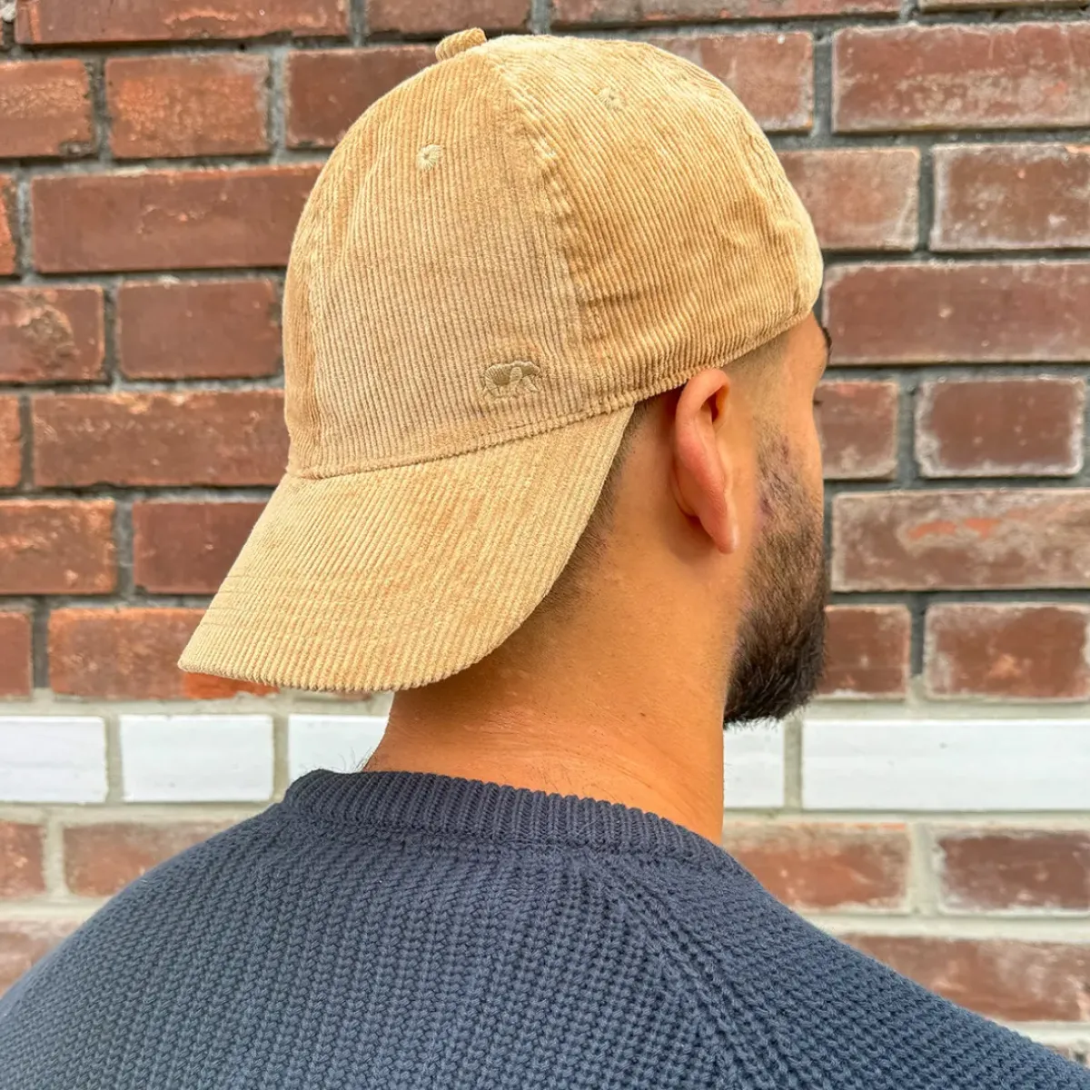 Alaskan Maker Casquette en Velours Willow - Sable > Femme Lunettes & Couvre-chefs|Lunettes