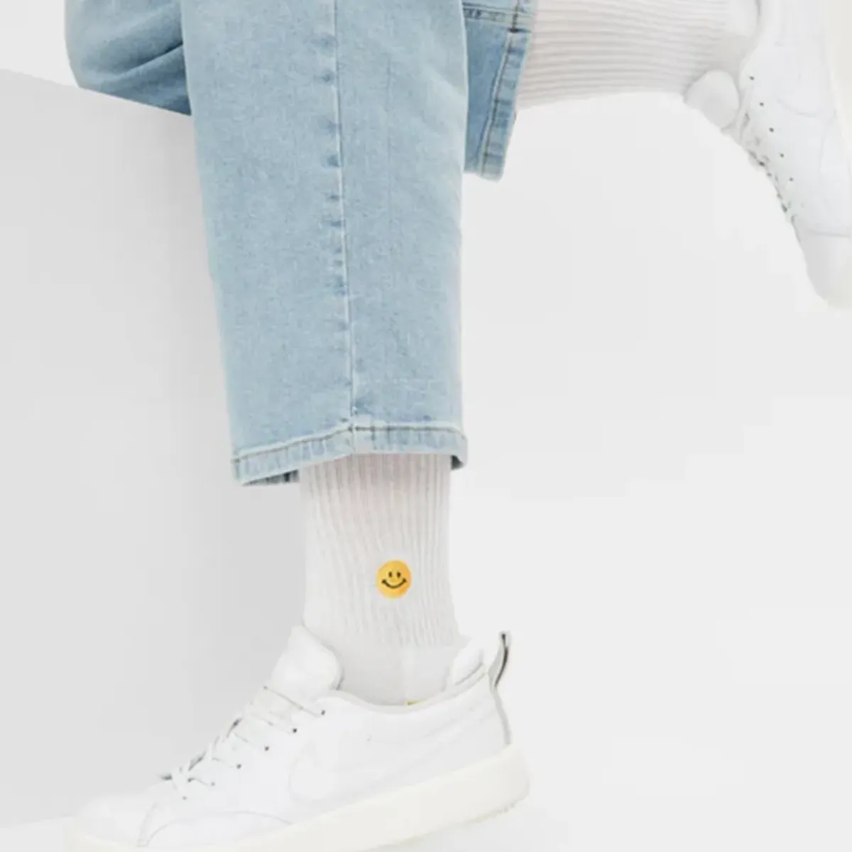 Sélectionné par Fleux Chaussettes brodées Smiley > Femme Chaussettes|Chaussettes