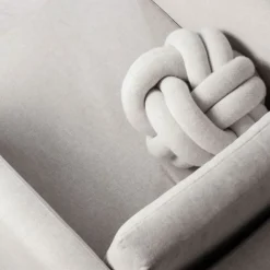 Design House Stockholm Coussin Knot > Coussins