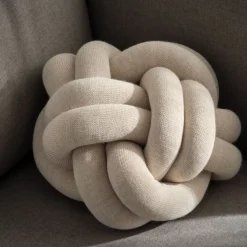Design House Stockholm Coussin Knot > Coussins