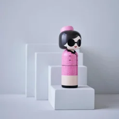 Lucie Kaas Figurine en bois Kokeshi Sketch.inc Jackie - 16.5 cm > Sculptures & Figurines