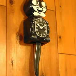 Sélectionné par Fleux Horloge Kit-Cat - Classique Noir > Horloges