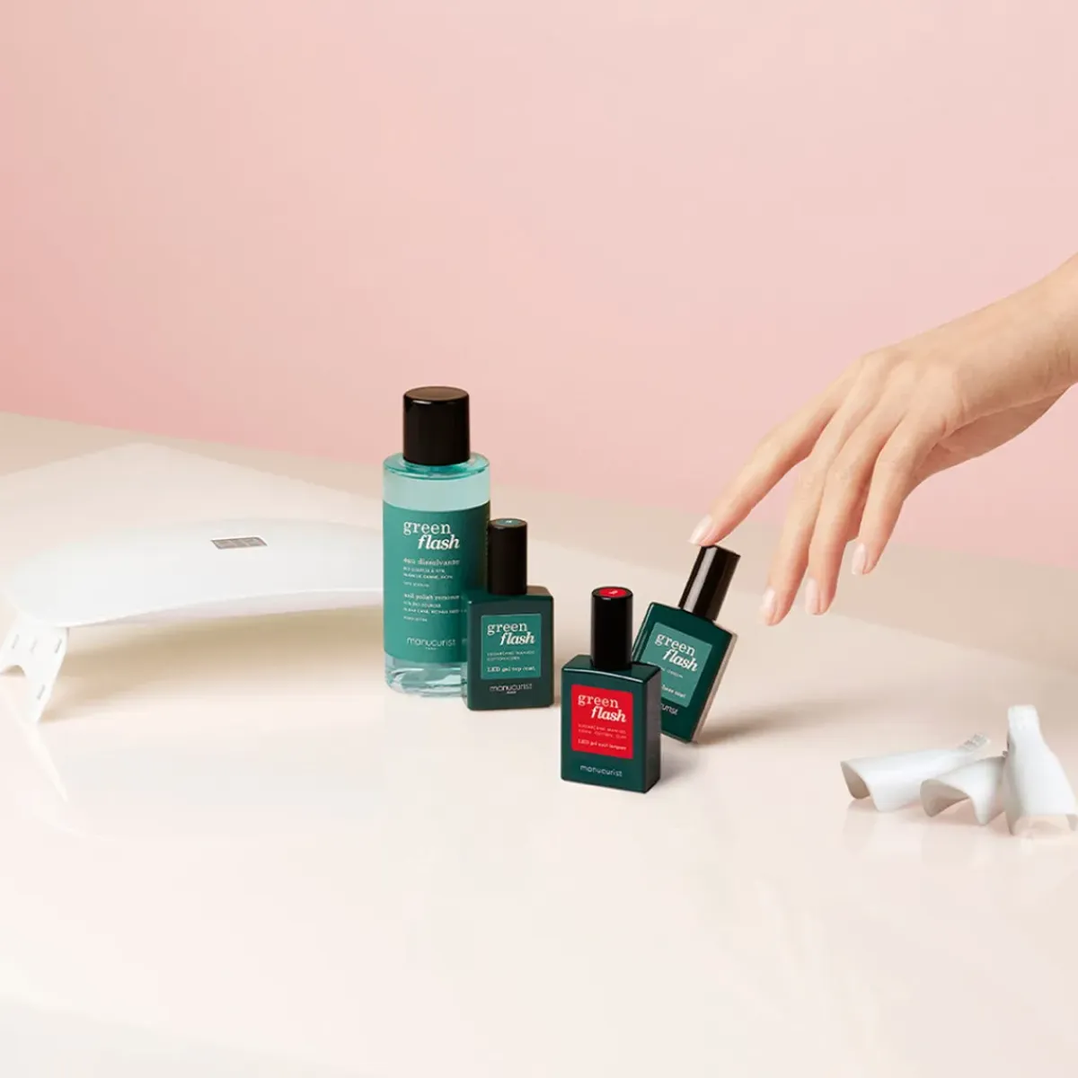 Manucurist Kit Green Flash - Vernis semi permanent - Poppy Red > Beauté|Soins