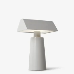 And Tradition Lampe de table Caret MF1 H 22cm - Gris soie > Lampes De Table