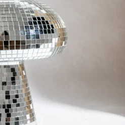 Sélectionné par Fleux Lampe Disco Champignon > Lampes De Table