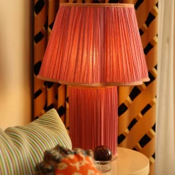 Doing Goods Lampe à poser Myra Silk Fuchsia > Lampes De Table