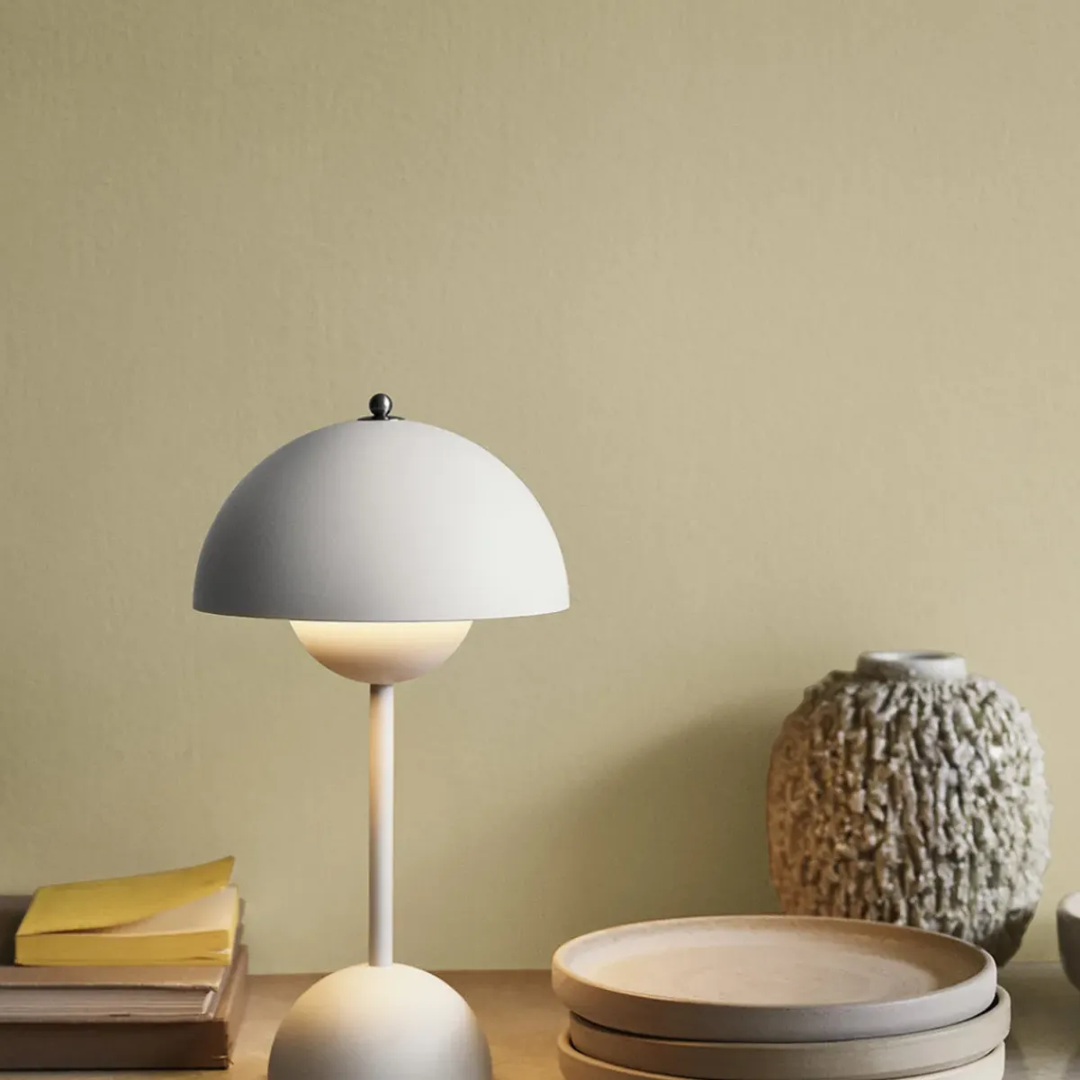 And Tradition Lampe à poser Sans Fil Flowerpot VP9 - Blanc Mat > Lampes De Bureaux|Lampes De Table