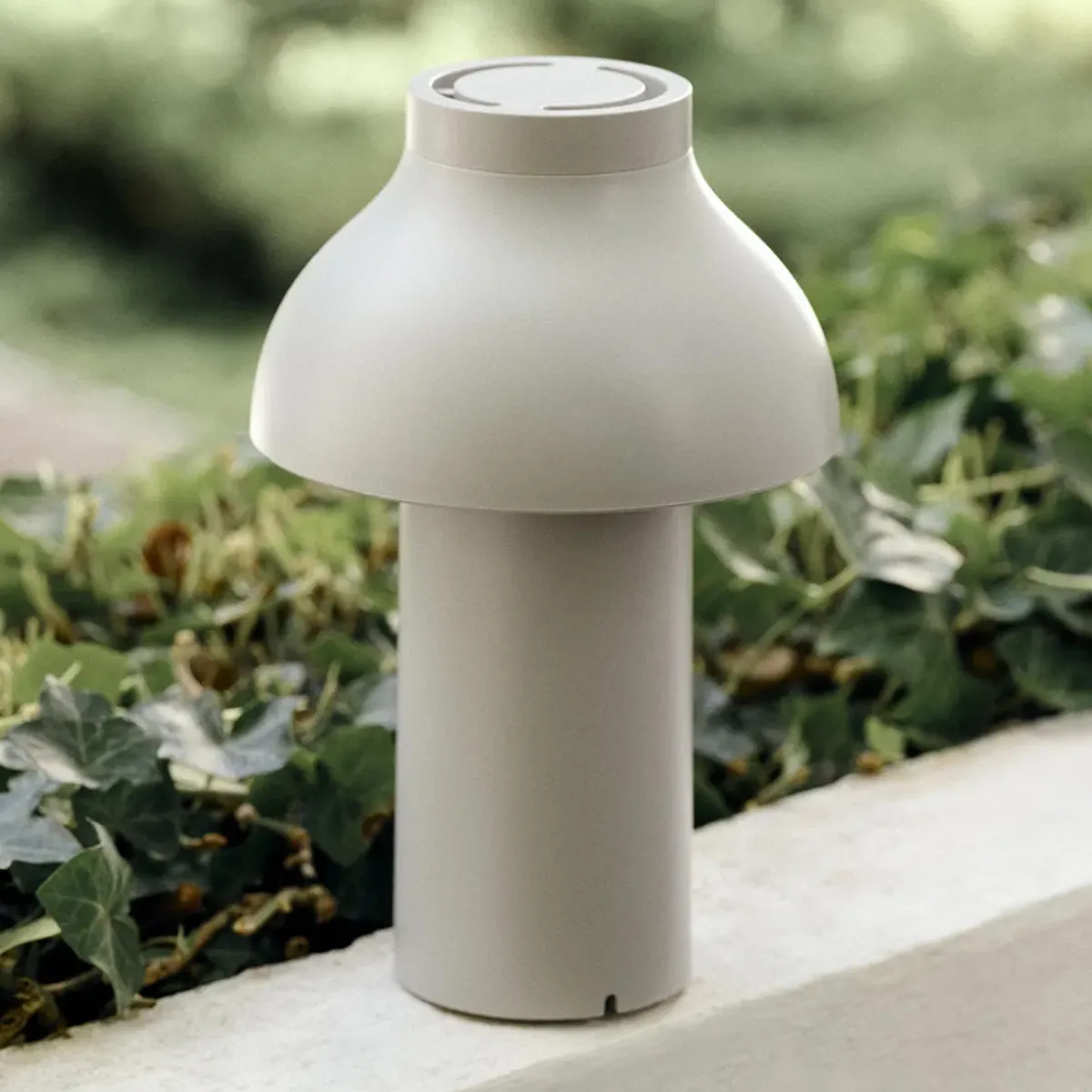 Hay Lampe sans fil PC Portable - Cool Grey > Lampes De Table