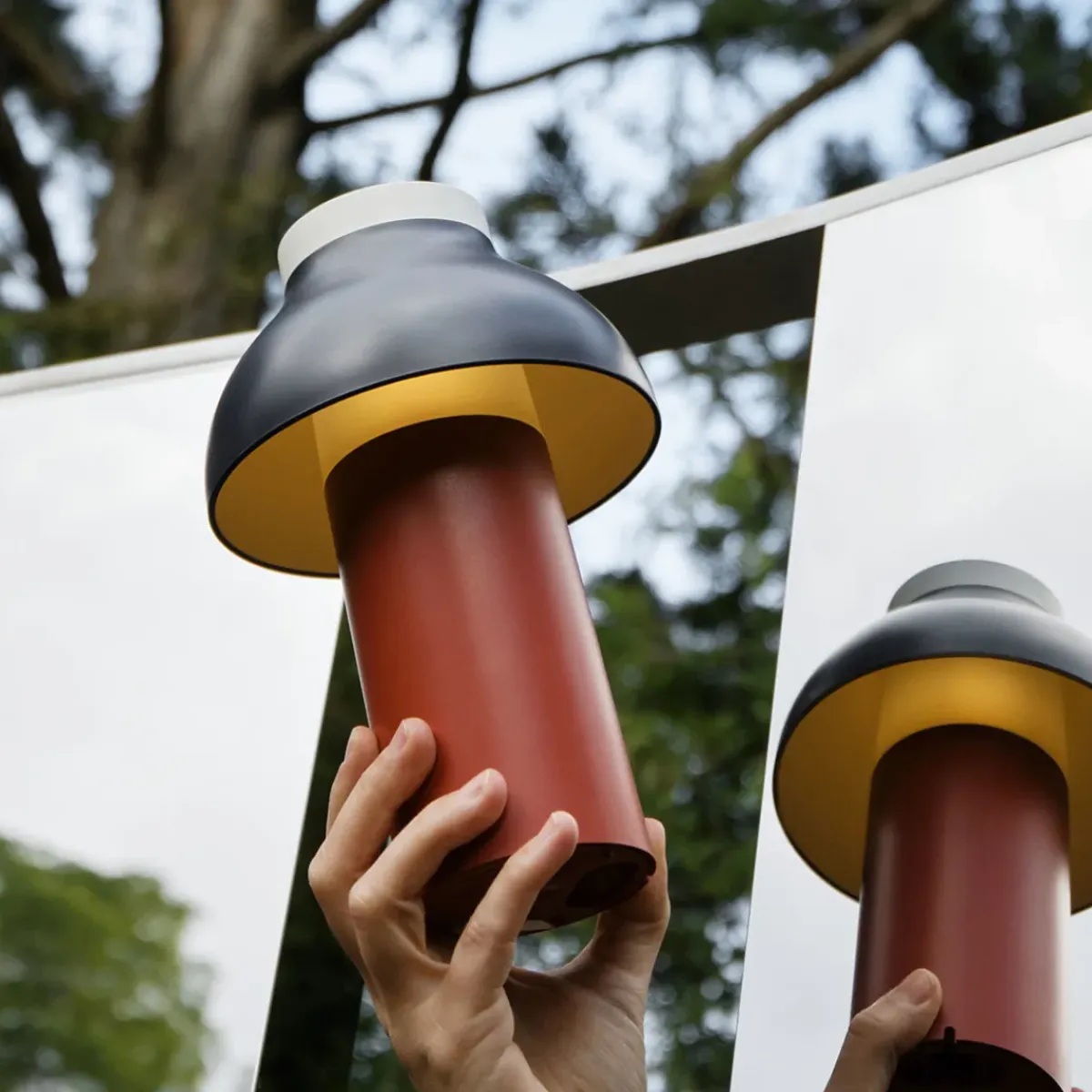 Hay Lampe sans fil PC Portable - Dusty red > Lampes De Table