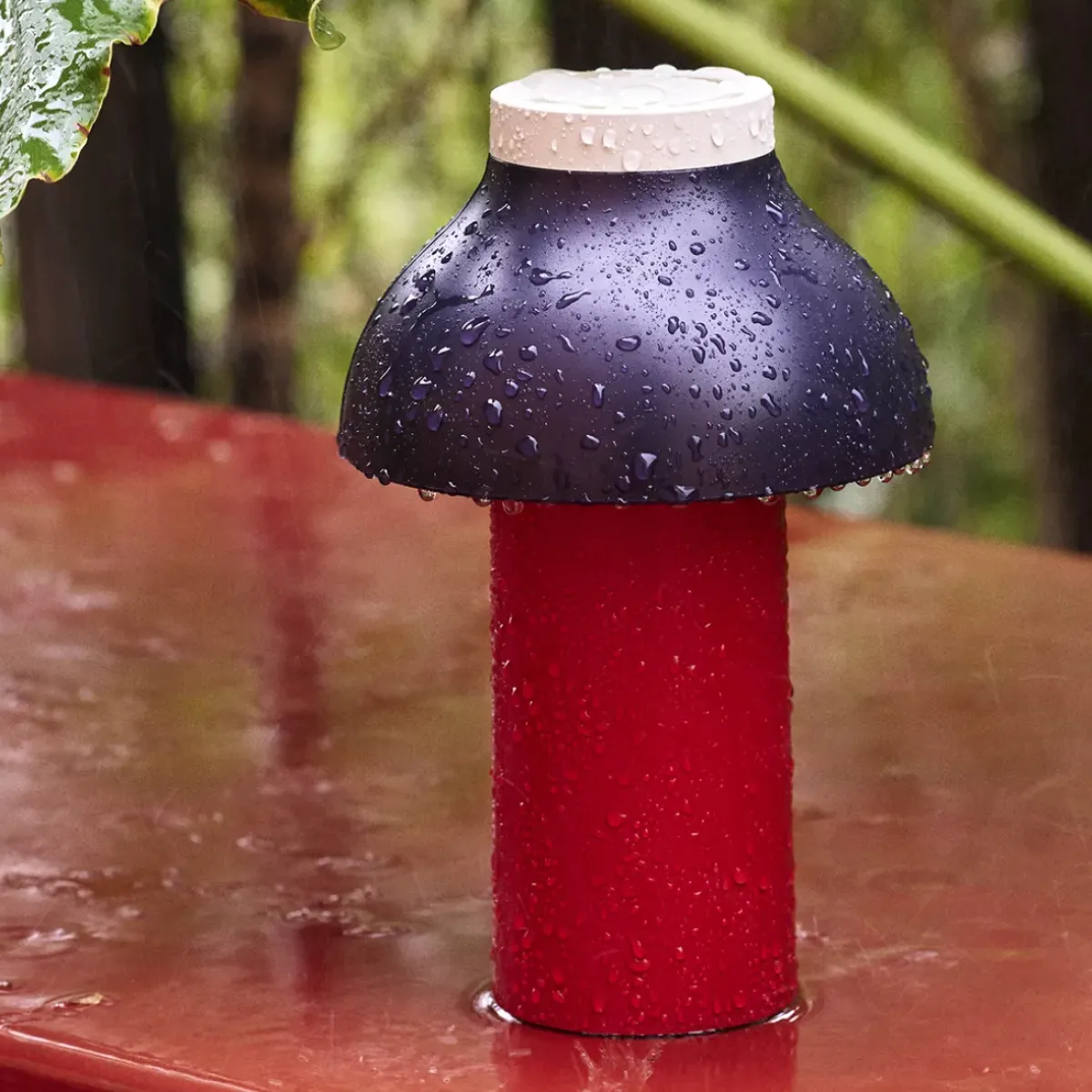 Hay Lampe sans fil PC Portable - Dusty red > Lampes De Table