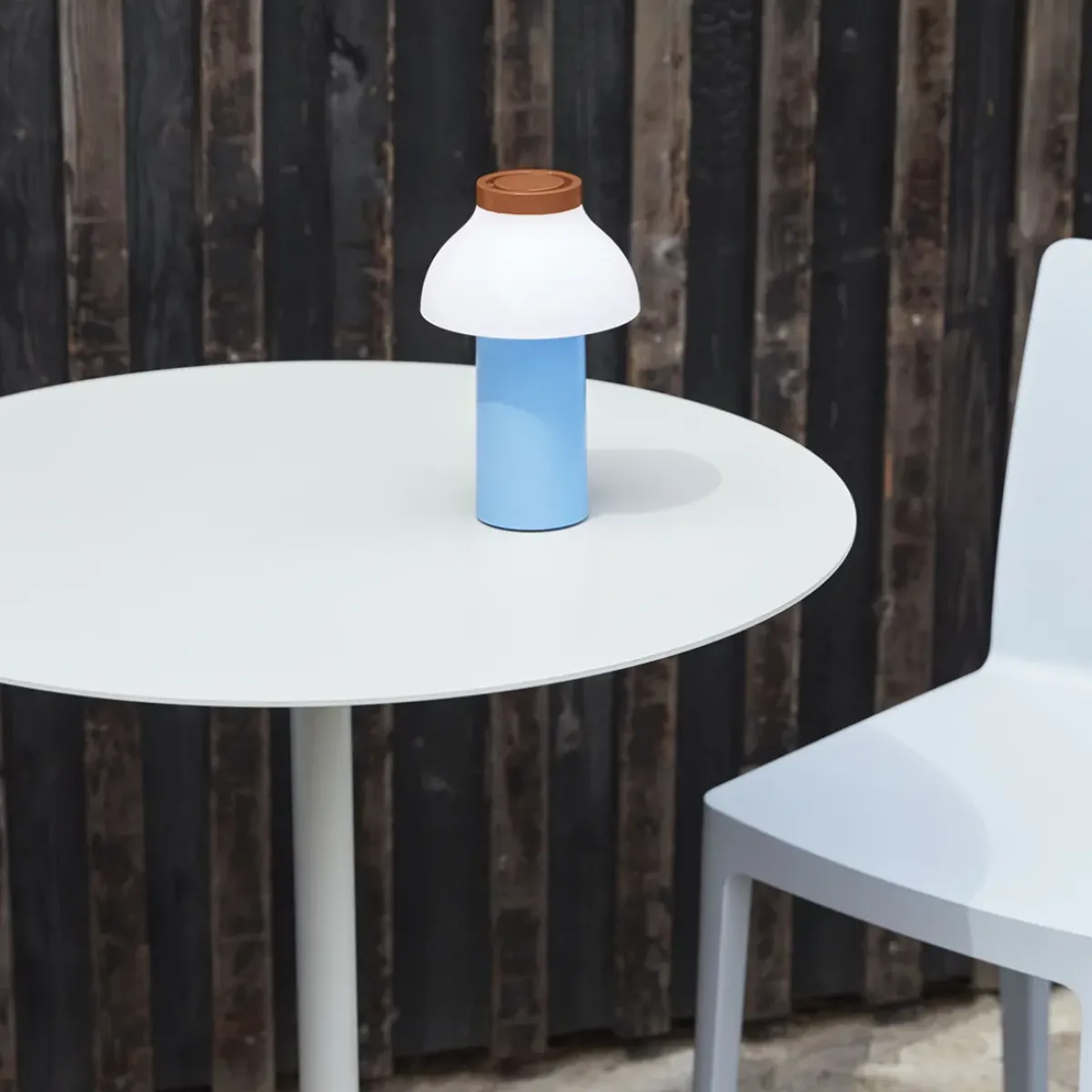 Hay Lampe sans fil PC Portable - Sky blue > Lampes De Table