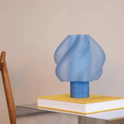 Crème Atelier Lampe Soft Serve Portable - Blueberry Sorbet > Lampes De Table