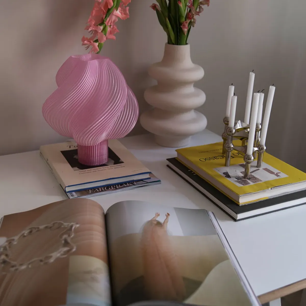 Crème Atelier Lampe Soft Serve - Rose Sorbet > Lampes De Table