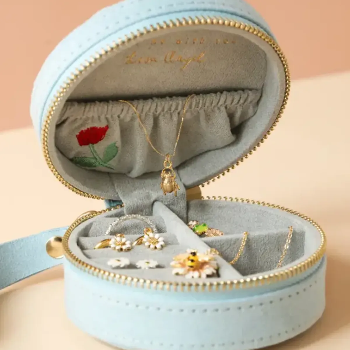 Sélectionné par Fleux Mini boite à Bijoux rond en velours à fleurs brodées > Bijoux & Montres|Paniers & Boîtes
