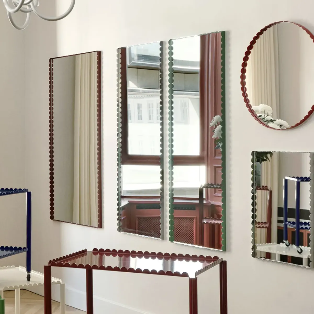 Hay Miroir Arcs Rond - Ø 60 cm - Rouge > Miroirs