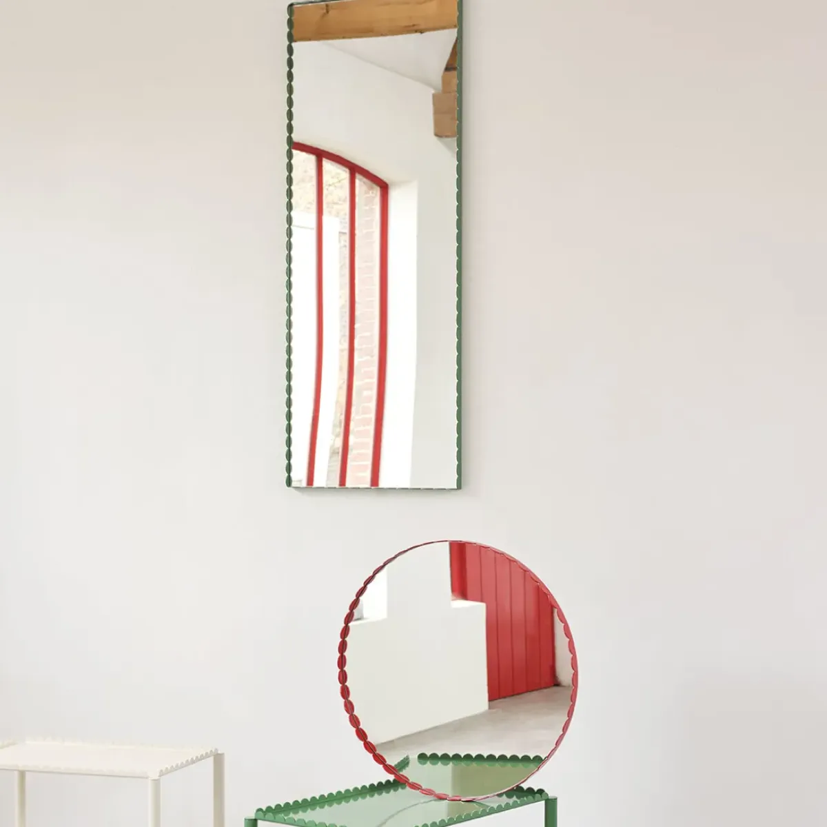 Hay Miroir Arcs Rond - Ø 60 cm - Rouge > Miroirs