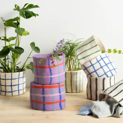 Aveva Pot de fleurs en laine - Lilas à carreaux > Paniers & Boîtes