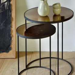 Ethnicraft Set de 2 Tables d'appoint heavy aged Bronze > Tables Basses & D'appoint
