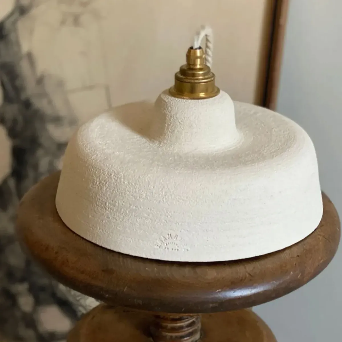 Enamoura Suspension Ursule en Grès Chamotté - Ivoire > Fabriqué En France|Suspensions