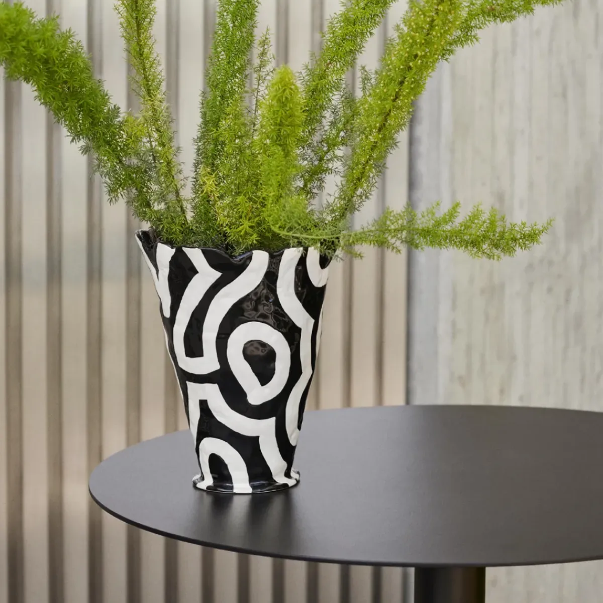 Hay Table Cone Palissade - Ø 90 x h 74 cm - Anthracite > Tables D'extérieur