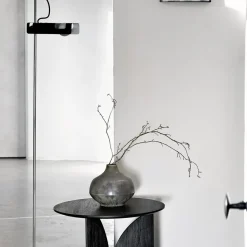 Ethnicraft Table d'appoint Fin en teck noir verni - Ø 50 cm > Tables Basses & D'appoint