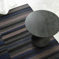 Ethnicraft Table d'appoint Oblic en teck noir verni - Ø 52 cm > Tables Basses & D'appoint