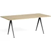 Hay Table Pyramid 02 Base noire u0026 plateau chêne laqué > Tables|Tables À Manger