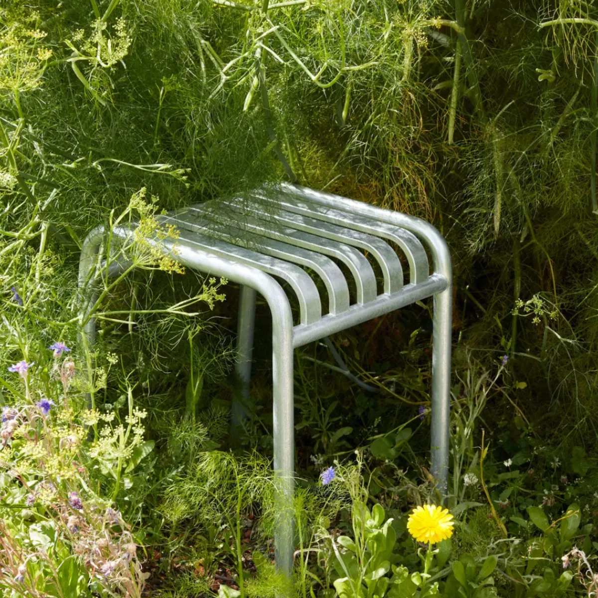 Hay Tabouret Palissade en acier poudré - Gris ciel > Chaises