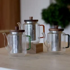 Sélectionné par Fleux Théière Karl - 550 mL > Ustensiles De Cuisine