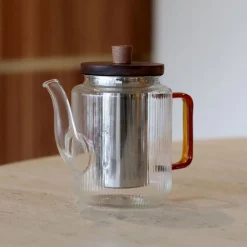 Sélectionné par Fleux Théière Karl - 550 mL > Ustensiles De Cuisine