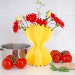Fluid Market Vase Pasta > Vases